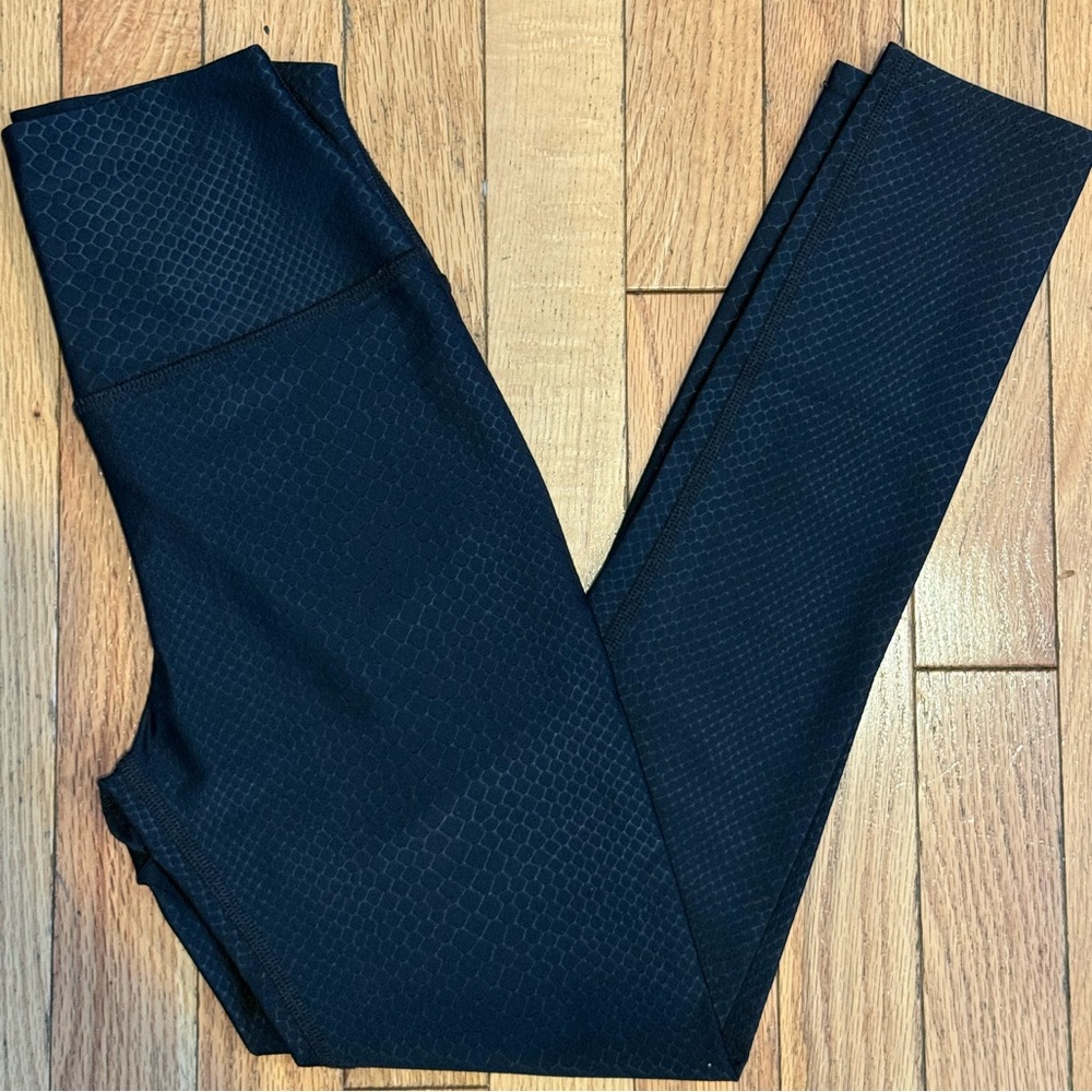PixieLane Women’s Specialty Leggings – Black Snake Texture – XS